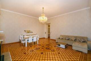 Апартаменты Apartment on Tarqovu Otto klub Баку Апартаменты-15