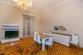 Апартаменты Apartment on Tarqovu Otto klub Баку Апартаменты-73